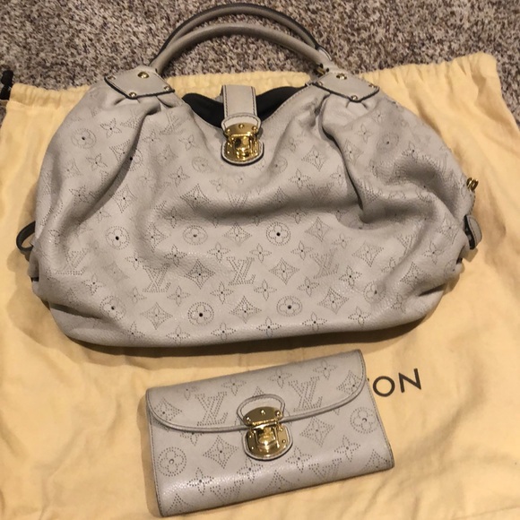 Handbags - Vintage Louis Vuitton and purse set